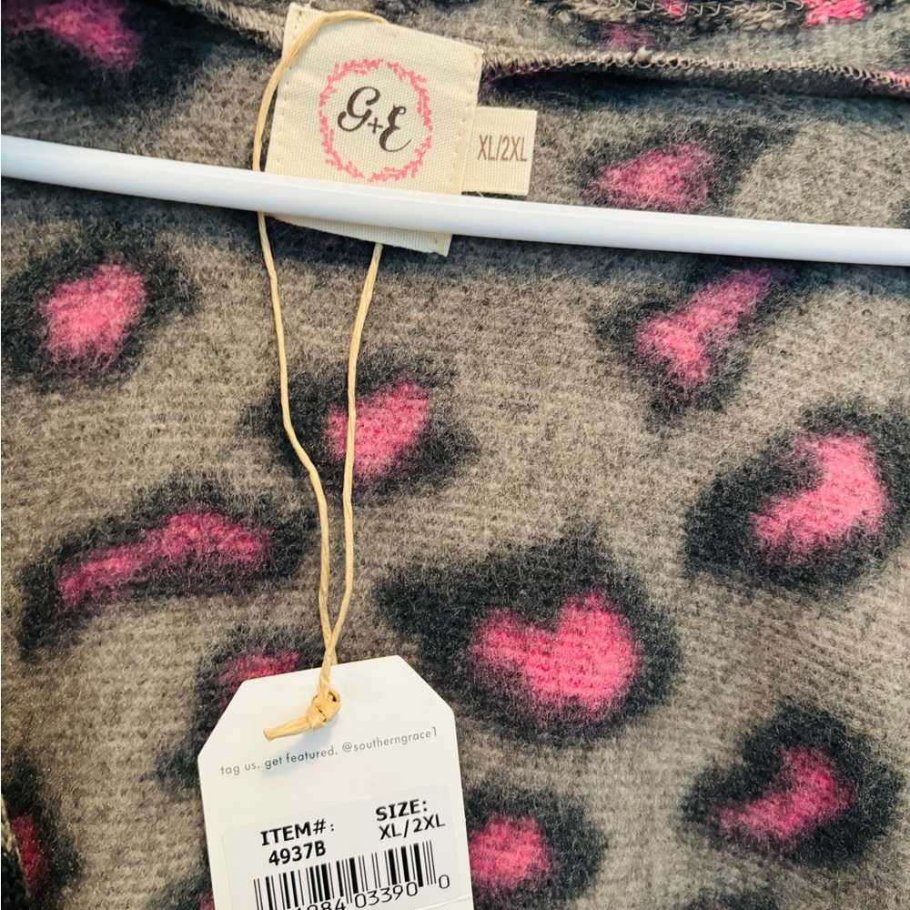 Cardigan - Picture 2 of 2